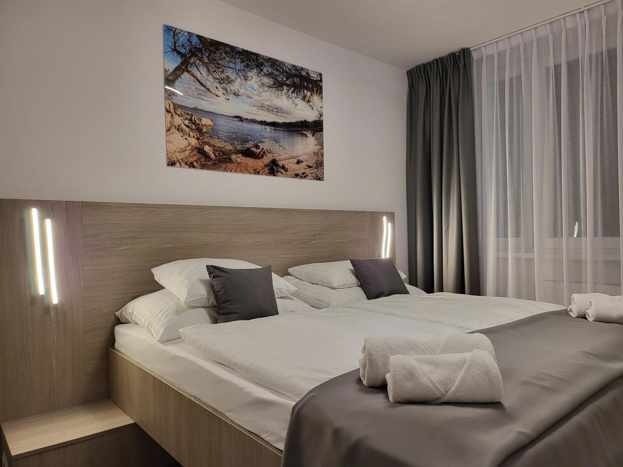 קושיצה Hotel Crystal מראה חיצוני תמונה